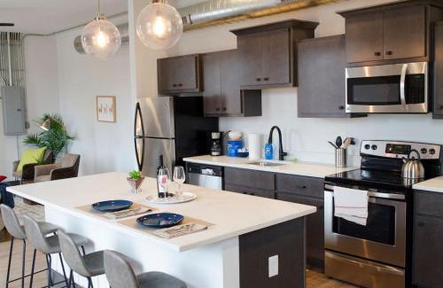 Over-the-Rhine House | Stunning Condos Near Washington Park w Parking