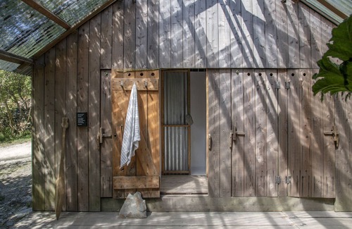Tintagel Cabin | Stunning Cornish Tipi With sea Views