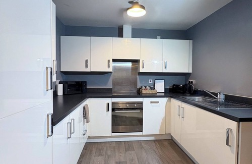 Sheffield Apartment | Stunning cosy apartment in SheffieldnPet friendly!
