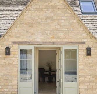 Chipping Norton House | Stunning Cotswolds guest house
