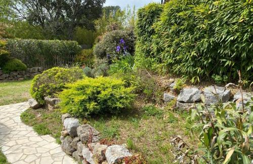 Lorgues House | Stunning Cottage with Pool in Provence France