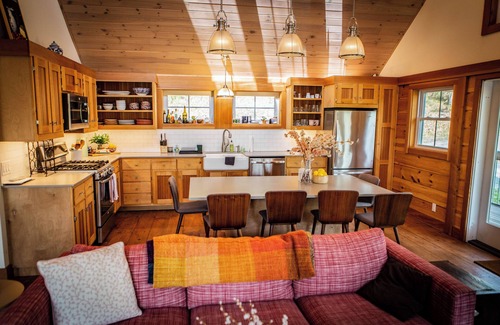 Shohola House | Stunning Country House in the Barryville Hills overlooking the Delaware River