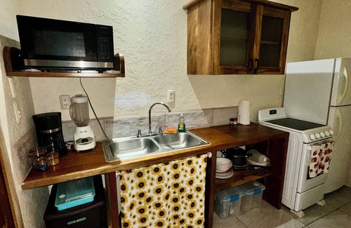 El Tanque House | Stunning Arenal volcano views from this Private Hideaway, AC, TV & 200Mbps wifi.