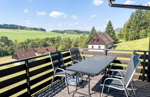 Starkov House | Stunning private villa for 8 guests with WIFI, pool, TV, patio, pets allowed and panoramic view