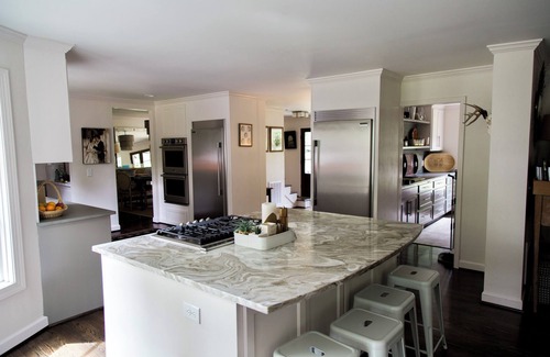 Columbia House | Stunning Downtown Retreat