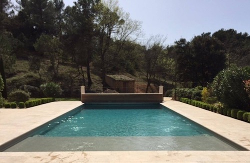 Le Barroux House | Stunning family house & pool close to Mt Ventoux set in woodland and vineyards