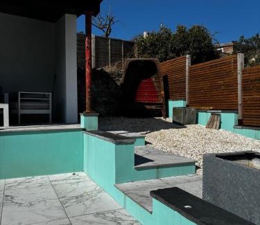 New Quay House | Stunning fully refurbished house
