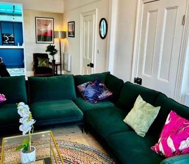 New Quay House | Stunning fully refurbished house