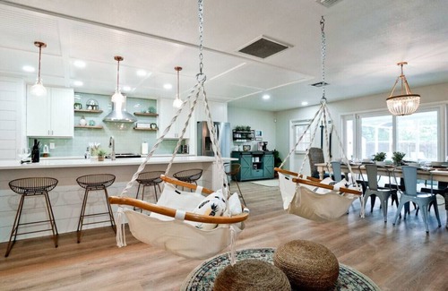 Bradenton House | 🌟 STUNNING!- Game Room, Pool, Beaches & Full Remodel!