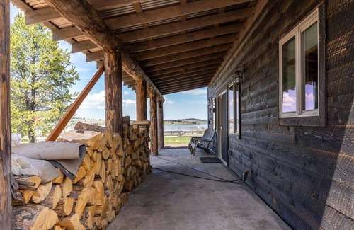 Georgetown House | Stunning Georgetown Lake Property