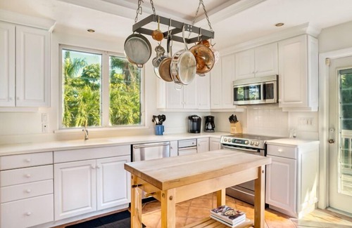 Chateaux Sur Mer House | Stunning Gulf Front Sanibel Home