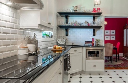 Historic Old Town House | Stunning Historic 3 Bedroom, 3 Bath Butler House in Old Town Niagara-on-the-Lake