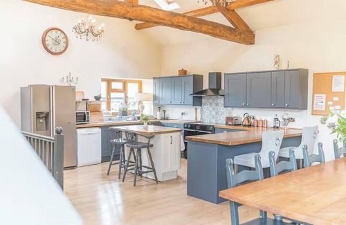 Bretherdale House | Stunning Holiday Cottage sleeps 8 with a hottub