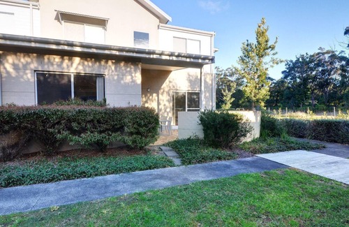 Tea Gardens House | Stunning Holiday Townhouse
