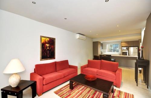 Tea Gardens House | Stunning Holiday Townhouse