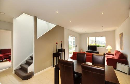Tea Gardens House | Stunning Holiday Townhouse