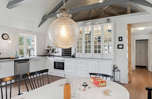 Aalbaek House | Stunning home in ålbæk with kitchen