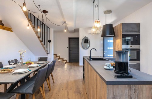 Ledenice House | Stunning home in Bater