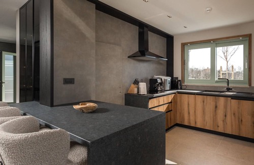 Brzac House | Stunning home in Brzac