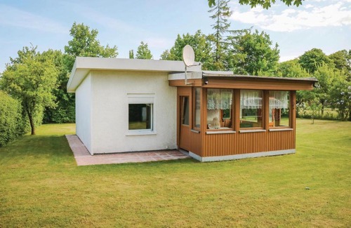 Wichmannsdorf House | Stunning Home In Kröpelinwichmannsdrf
