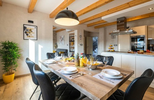 Rakalj House | Stunning home in Krnica with kitchen