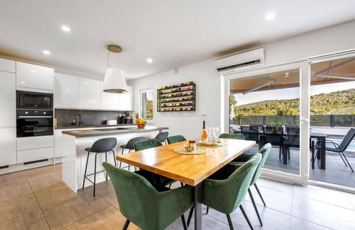 Primosten House | Stunning home in Krusevo