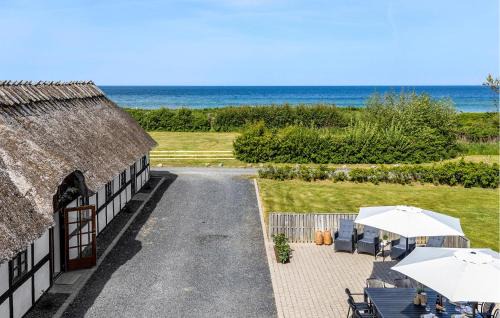 Hasmark Strand House | Stunning Home In Otterup With Kitchen