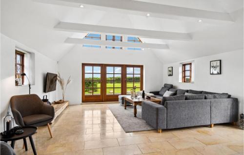 Hasmark Strand House | Stunning Home In Otterup With Kitchen