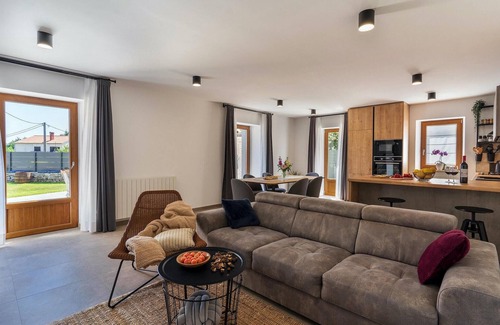 Bazgalji House | Stunning home in Pazin
