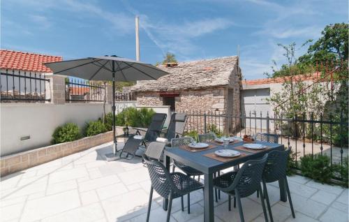 Primosten House | Stunning Home In Primosten With Kitchen