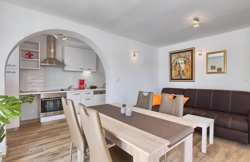 Valtura House | Stunning home in Pula