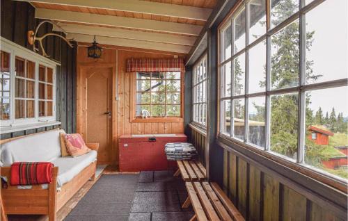 Sjusjoen House | Stunning Home In Sjusjøen With Kitchen