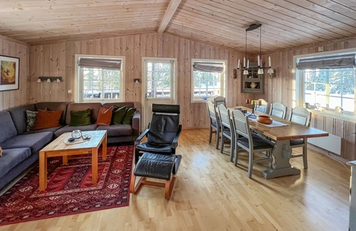 Sjusjoen House | Stunning home in Sjusjøen with sauna