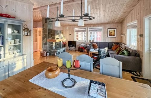 Sjusjoen House | Stunning home in Sjusjøen with sauna
