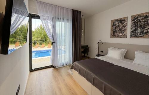 Splitska House | Stunning Home In Supetar