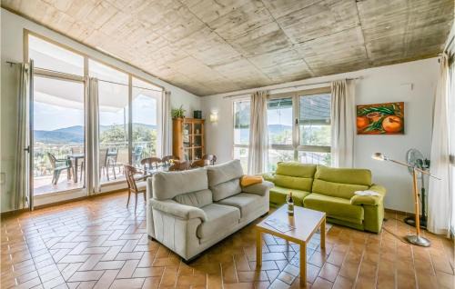 Villaharta House | Stunning Home In Villaharta