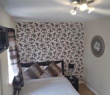 North Woolwich House | Stunning home next to Excel, London City Airport and East London University