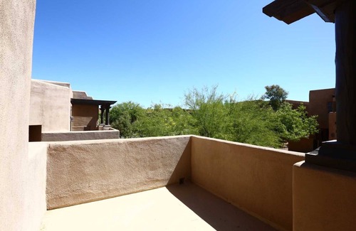 Troon North House | Stunning home on the 8th green of North Troon in Scottsdale Arizona