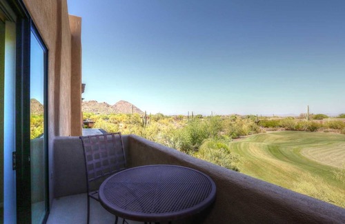 Troon North House | Stunning home on the 8th green of North Troon in Scottsdale Arizona