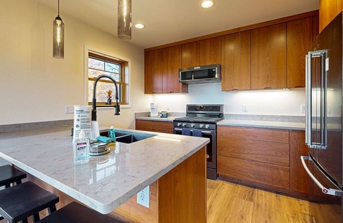 Nekoosa House | Stunning Home w/EV Charger, near Lakes, Trails, Golf & Lake Arrowhead Amenities
