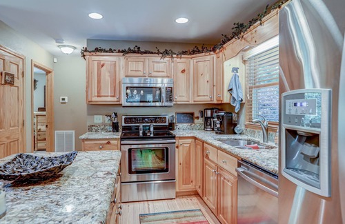 Tarheel House | Stunning home with fireplace, gazebo & Ping-Pong - dogs welcome