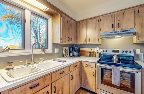 Canton House | Stunning house offers serene living with breathtaking mountain and sunset views.