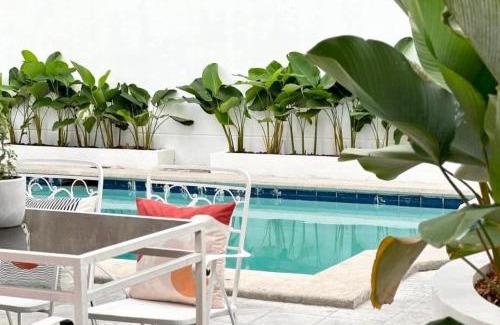 Angeles City Villa | Stunning House with Pool and Best Amenities