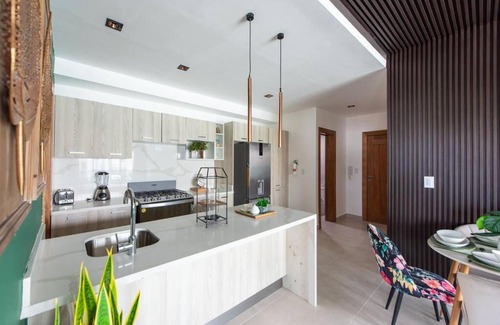 Downtown Santo Domingo Apartment | Stunning infinity pool apartment