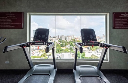 Downtown Santo Domingo Apartment | Stunning infinity pool apartment