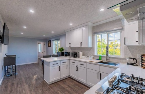 Monterey Park House | Stunning LA Luxury Retreat Ideal for Work or Play