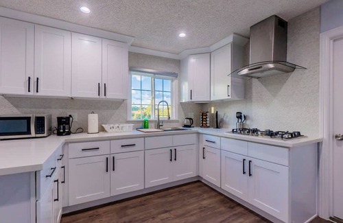 Monterey Park House | Stunning LA Luxury Retreat Ideal for Work or Play