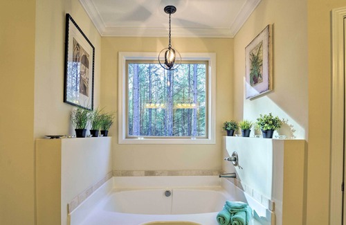 Connellys Springs House | Stunning Lake Rhodhiss Vacation Rental!