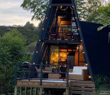 Guatape Ski Chalet | Stunning lakefront retreat, breathtaking views