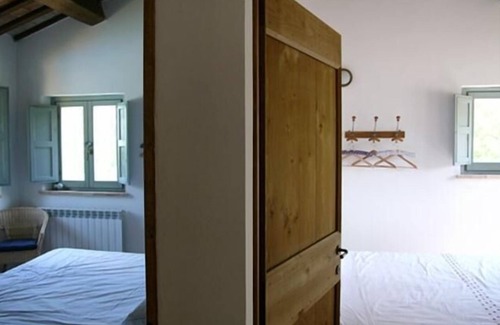 Montegiorgio Other | Stunning Le Marche 4 double bedroom farmhouse with private pool.